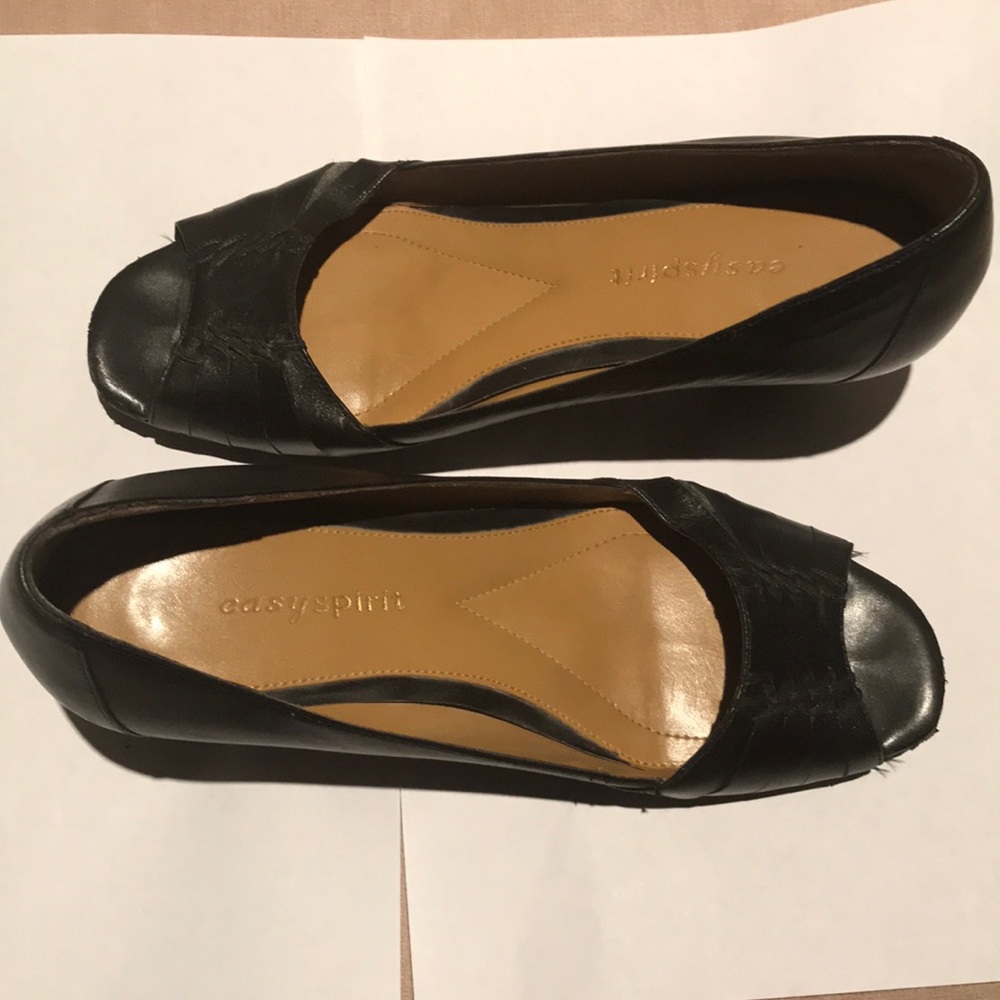 Easy Spirit Black Pumps Size 5.5